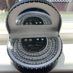 NEW Glass Pearl 5 Piece Set